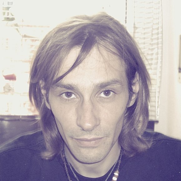 fr009xcg.jpg (52,7 KB)